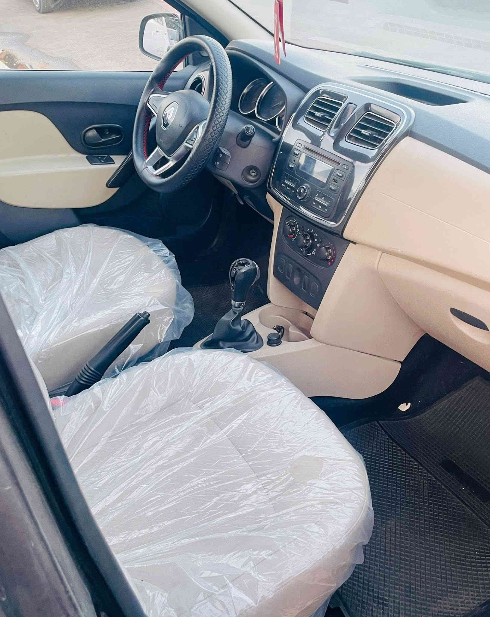 بيع مستعجل🌹

سلام عليكم رينو سنبل ٢٠١٩ كفاله♥️
رقم بغداد جديد ✅
سياره جهزا من كلشي ✅
صدر جديد ✅
تبريد ثلج ❄️ 
تخم تايرجديد✅
كير ومكينه كفاله✅
مكاني بغداد 📍

📲***********
