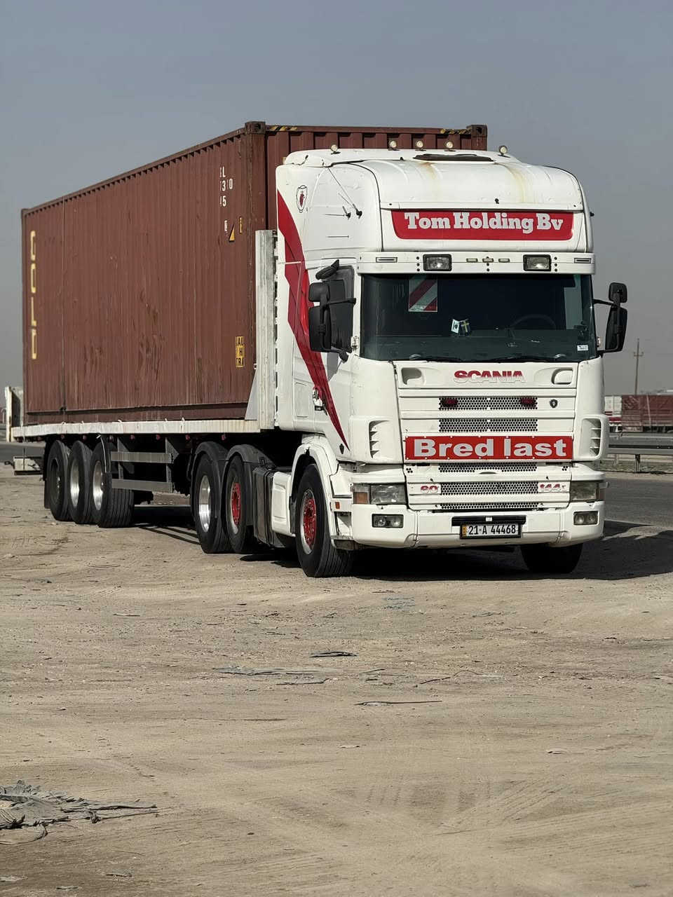 سكانيه 2001 رقم سلمانيه جديد مربوطه فلات + براد مكينه V8 بم ونوزل 

‭٠٧٧٣ ٧٦٦ ٣٠٧٧‬
