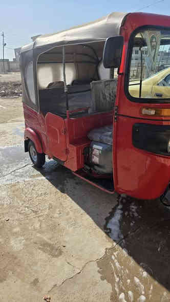 22رقم وسنويه
مكينه مفتوحه 
الكشر بي طخات بسيطه 
***********
٩ملاين وبيها مجال تحويل ثاني يوم
