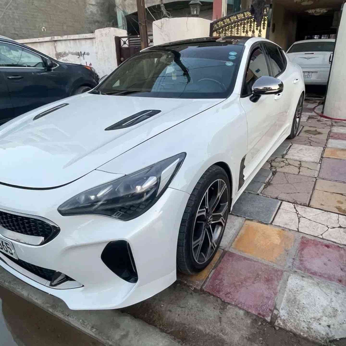 السلام عليكم
للبيع گيا ستنگر kia stinger 
موديل 2018 
وارد خليجي 
الفئة GT2 
محرك 6سلندر 3.3 twin turbo
الضرر جاملغ امامي تبديل نفس اللون مع صبغ في الباب
 
اضافه شوت تيربو 
 
مواصفات 1/1 اعلى مواصفات بالستنگر 
كامرات 360 درجة 
رادارات جانبية وامامية وخلفية 
تدفئة تبريد كشنات 
الكشنات الخلفية تدفئة 
جنطة كهرباء  
دخول ذكي مع ترحيب 
اوتو ستوب 
Start & off بالازدحامات 
انضمة قيادة eco sport normal smart 

كير محرك بحالة الوكالة ممفتوحات 
السعر 165 وقابل للتفاوض بشي بسيط حك الجية 
مكان السيارة المنصور 
للأستفسار 

‭0783 883 0347‬ هذا رقم صاحب السيارة
