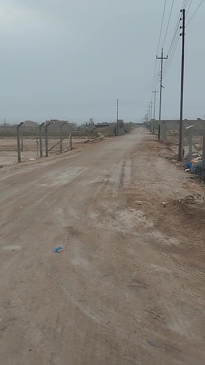 بيت للبيع حي الجوادين مقابل السكان الصناعي الشراي يتصل ***********
