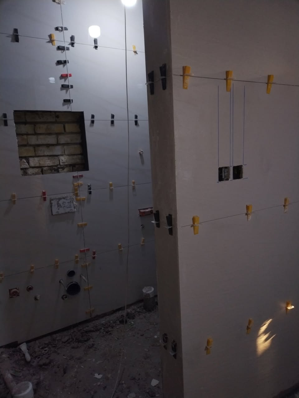 خلفه بورسلين ومرمر *********** والشغل يرضي الله
