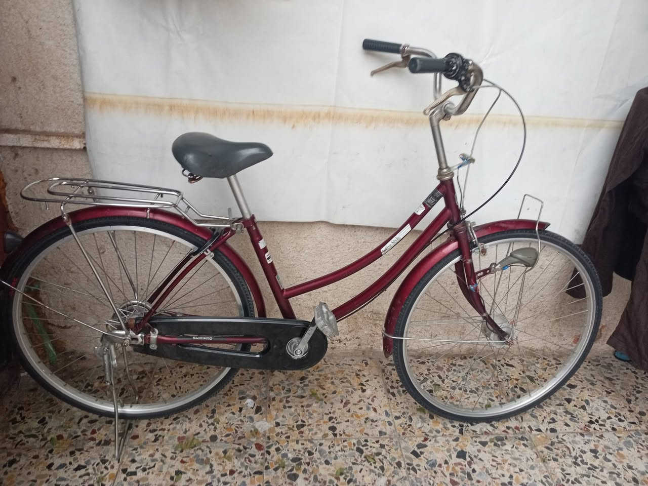 السلام عليكم بيسكل بناتي حجم26
نضافه 95
العنوان البصره القبله
السعر 90وبي مجال
الرقم ***********
