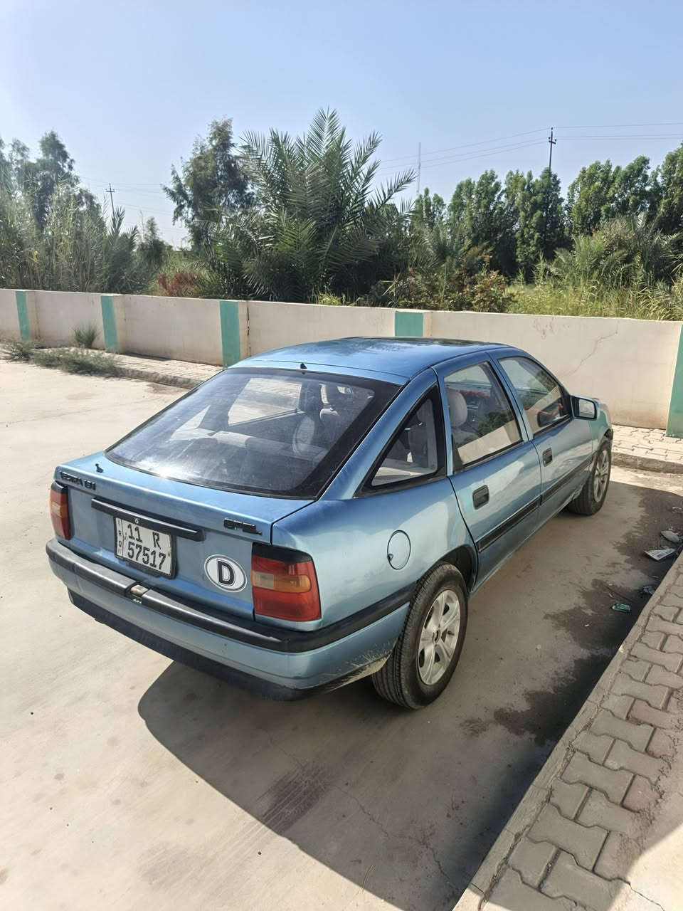 البيع أوبل فيكترا 91 مكينه 1600 سياره بدون ظربه ابد فقط مصبوغة الجماليه السعر 40 العنوان ديالى كنعان ***********
