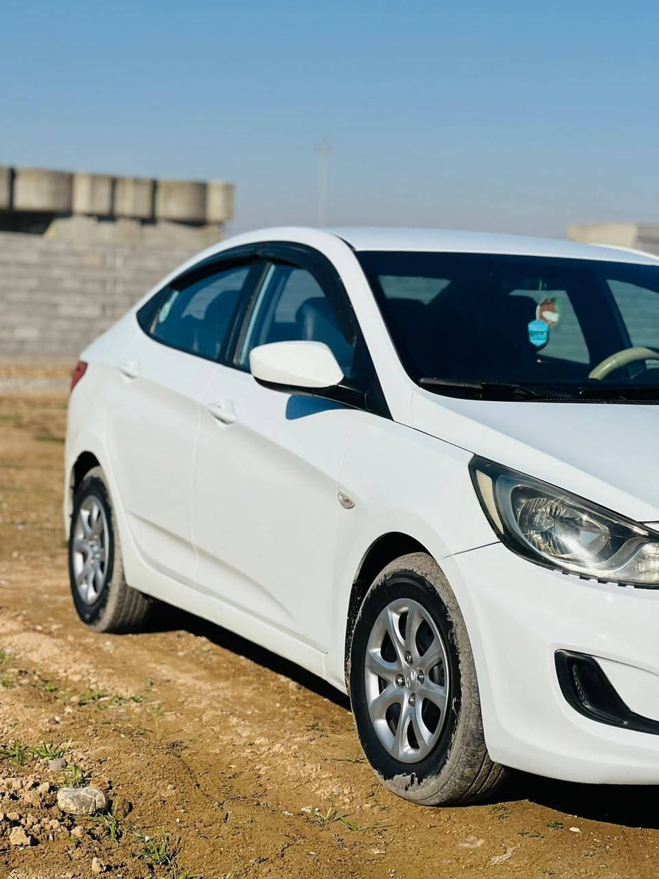 اكسنت للبيع موديل 2012 سياره جاهزه ضرر باب اصلي وباب صبق رقم الماني سنويه جديده شرط تحويل سعر 100نقد وذه مقدمه وباقي مده يرهم مكان الشرقاط عويجيله 
***********
