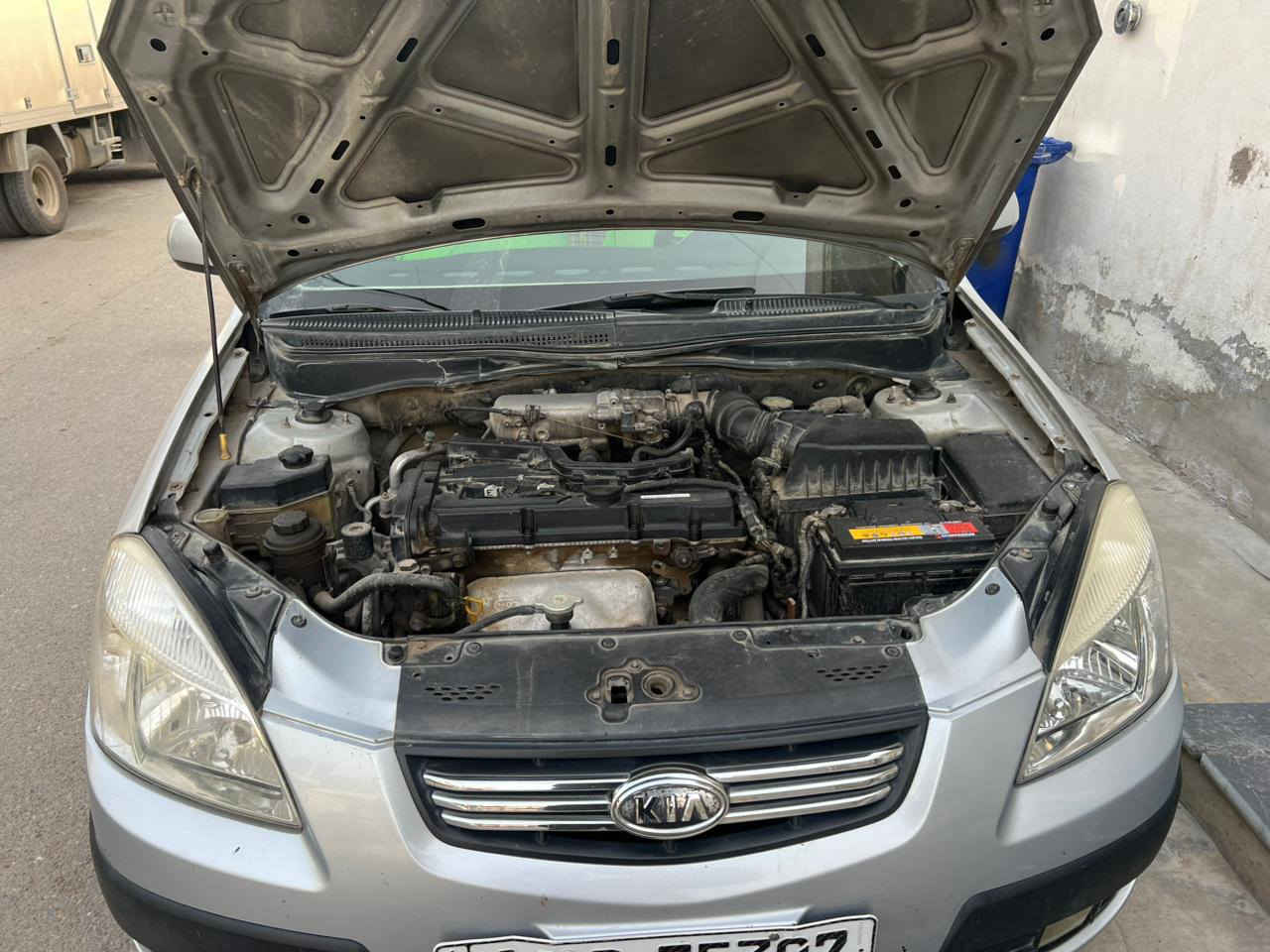 السلام عليكم كيا ريو 2006 رقم بغداد بسمي انكليزي مكينه 1600 كير اوتماتيك صدر تبريد كله جديد مصبوغه عام وارد أمريكي حادثه جاملغ امامي ايمن السعر 70 العنوان بغداد البلديات ***********
