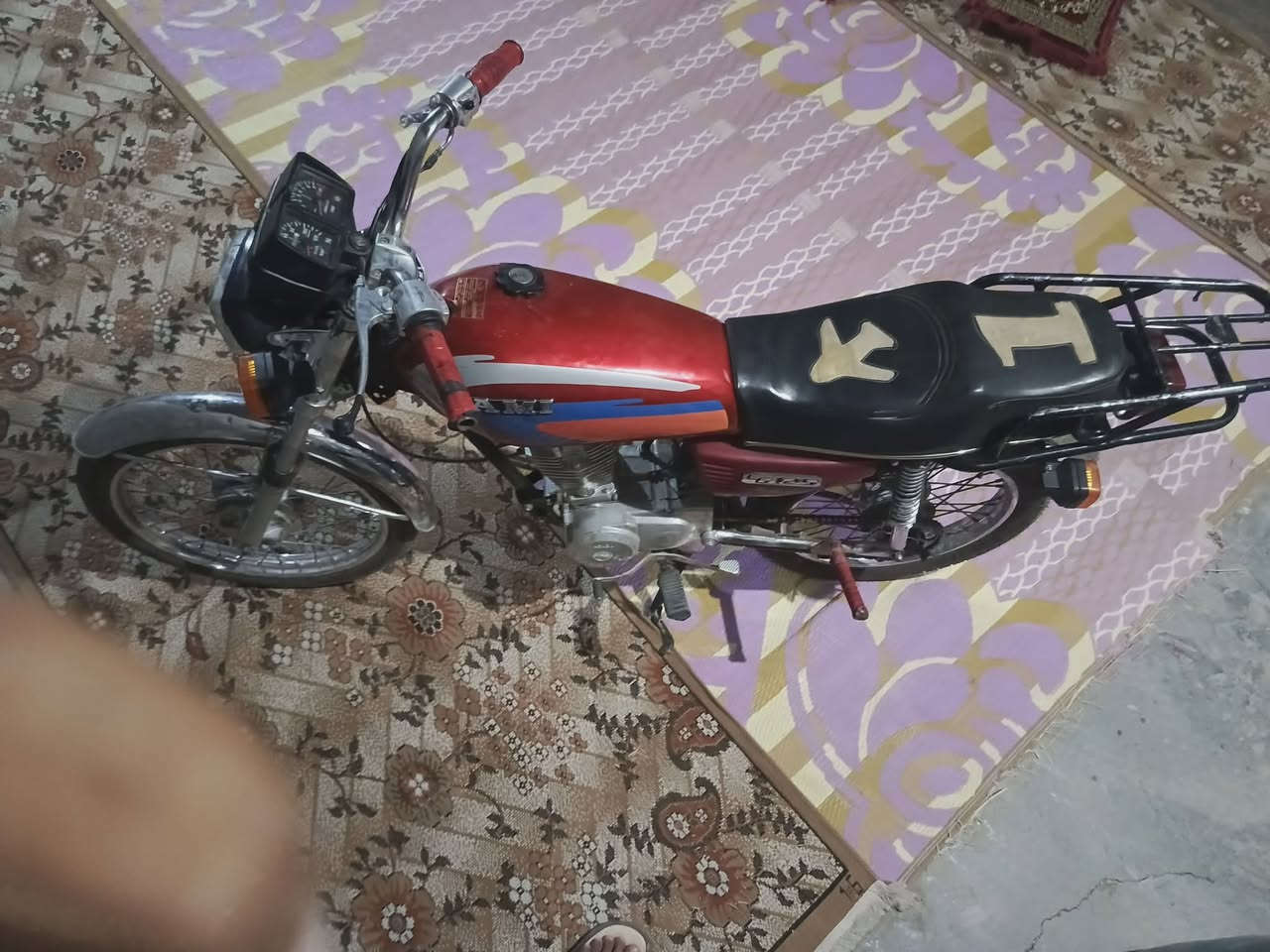 دراجة كلك البيع الشراي يجي خاص


**إذا كنت صاحب هذا الإعلان وتريد حذفه لأي سبب، رجاءا أرسل رسالة إلى الدعم الفني**