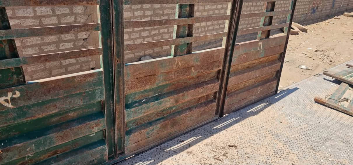 سلام عليكم للبيع صفاح حداديات طولهن 12\50 مكانهن بغداد جرف نداف
‭***********‬رقم صاحبهن
