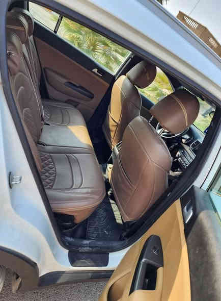 سبورتج خليجي للبيع وترهم مراوس موديل، 2021 
السياره بوضع الشركه 
كفاله عامه عده رصعه بكد الصبع 
رقم بغداد الجديد 
محرك كير ع شركه 
السعر 207 
مكان السياره بغداد 
*********** موجود واتساب اتصال 
***********
