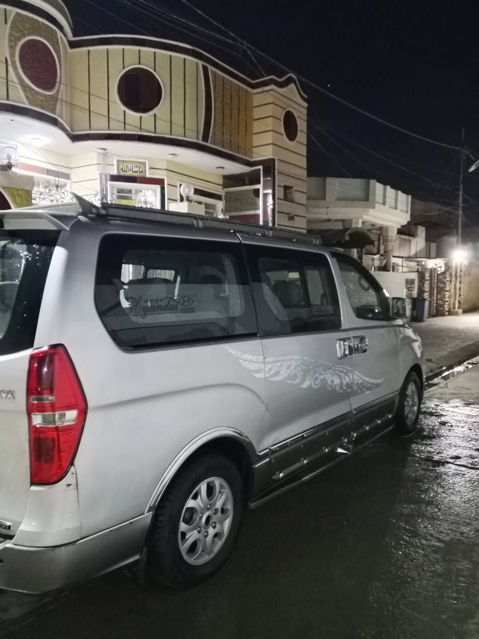 السلام عليكم شباب ستاركس موديل 8 اصل مسكر اوتوماتيك سياره مقفوله من القلبه والقصه والعيب الشرعي بيها مكان صبغات العنوان بابل القاسم وعيد واكرر بيها مكان صبغات شويه ***********(135بيها مجال)
