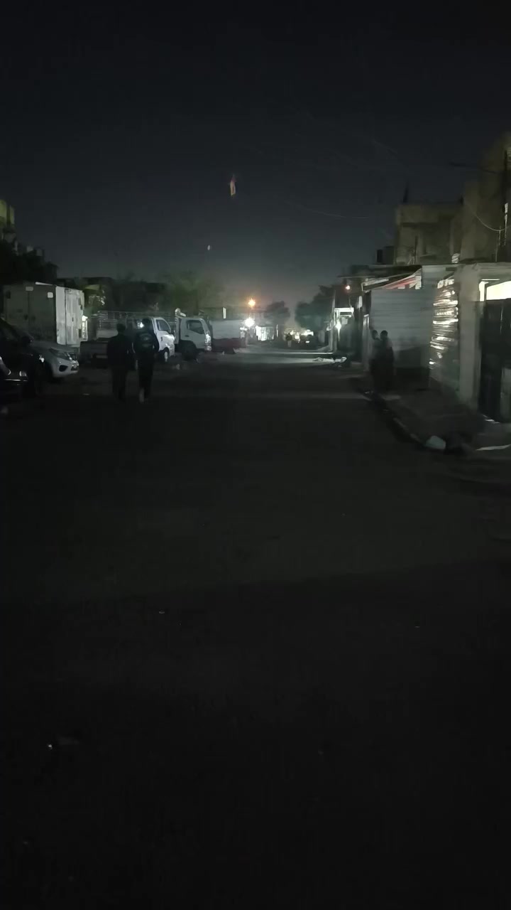 السلام عليكم نصف قطعة للايجار
قطاع ٧ شارع ٦٠ ركن بناء مسلح تحتوي على غرفة و صالة و مطبخ و خدمات ايجار ٤٠٠ قفل 

للاستفسار اكثر الاتصال على 

***********

***********
