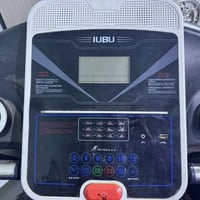 جهاز جري • نظيف • استعمال قليل