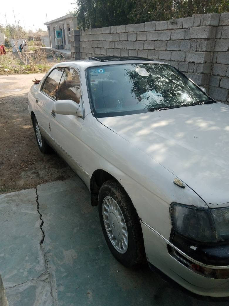 السلام عليكم ورحمه الله وبركاته بطه گراون للبيع موديل 93گير ومكينه اتشگ الكاع خير من الله صبغ احزام جماليه صدر خلفي امامي جديد ع ايدي بدلته رقم انبار انگليزي بسمي سنويه لل 30مكفوله من نقل والضربه ثاني يوم تحويل السعر 44مكاني فلوجه الگرمه اتصل وتدلل ***********
