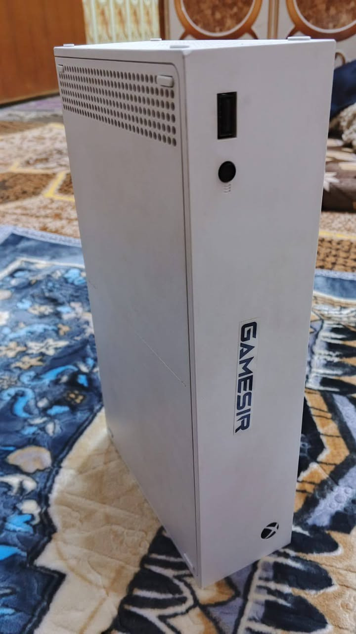 سلام عليكم xbox series s للبيع
👈جهاز لا مصلح ولا داخل صيانه ا👉
كامل الملحقات+ جوستك اضافي گيم سير 
الكاراتين موجوده كذلك 
الجوستك الاصليه بيه ضرر شويه اثر عضه من الجهال فقط الجلد ما عليها شي🙂
مكاني انبار فلوجة توصيل ما عندي
سعر 350 قفل لتحرجني واحرجك+ كيم باس هديه🤌


**إذا كنت صاحب هذا الإعلان وتريد حذفه لأي سبب، رجاءا أرسل رسالة إلى الدعم الفني**