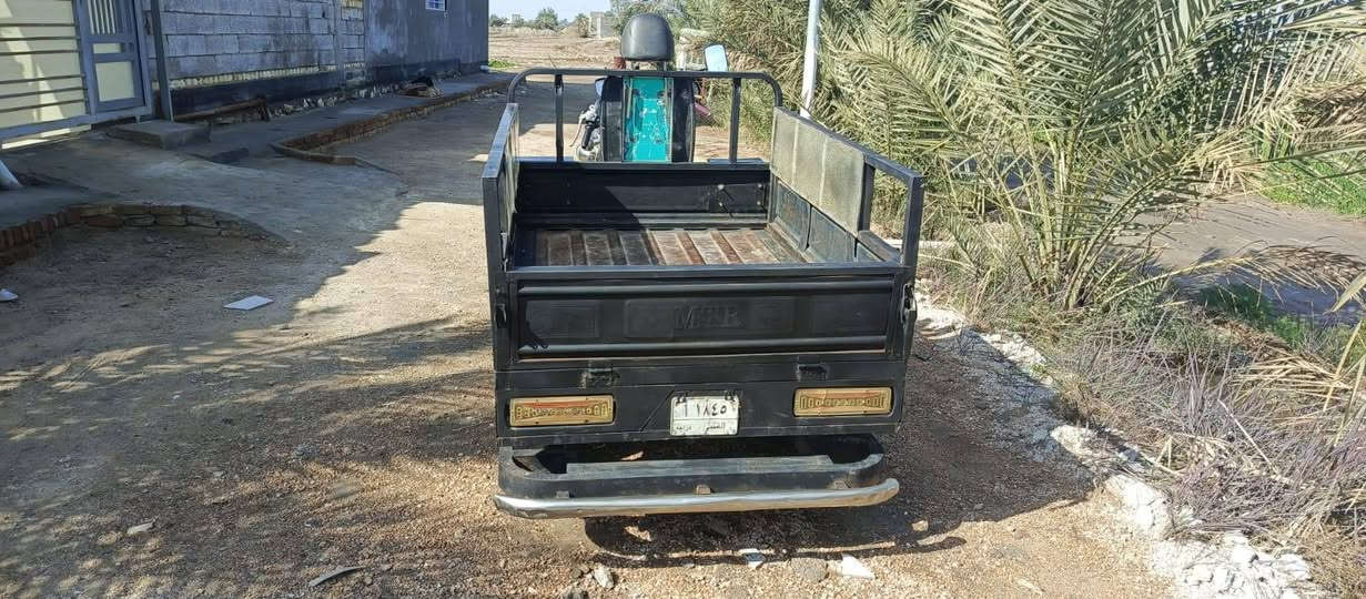 سلام عليكم (مكلف بلنشر) ستوته. ام تي ار. 2012 مكفوله كفالة عامه بأسم صاحب الرقم *********** يعني ماتعبك   مداور ثاني يوم 1800وبيه مجال
