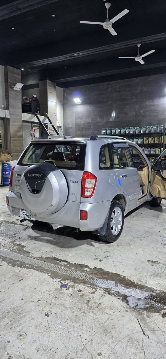 شيري تيكو ٢٠١٣
مكينة وكير كلش مرتبات 
تبريد فول 
صدر فول 
سيارة ما بيهة اي نقص 
وسيارة مرتبة ونظيفة باسمي 
سعره ٥٣ وبيها مجال حك الجية 
مكانهة حي الجهاد
للتواصل 5551-979-0774 بغداد, العراق


**إذا كنت صاحب هذا الإعلان وتريد حذفه لأي سبب، رجاءا أرسل رسالة إلى الدعم الفني**