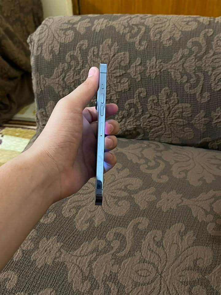 ‏iPhone 13 Pro Max
الذاكرة 512نص تيره 
بطاريه 94 جهاز وتر ما يعبر 
مامستبدل بيه أي قطعه وتر بروف 
النظافه 100/100
مكاني بغداد 
ملاحظة \بياع شراي لا تراسل 
السعر 730 وبيه مجال قليل
***********
