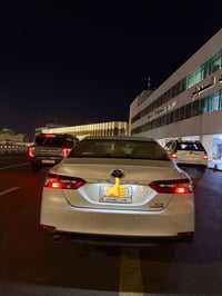 كامري 2024 هايبرد وكالة عبد اللطيف جديده جداً ماشيه 23 حقيقي شرط الفحص...