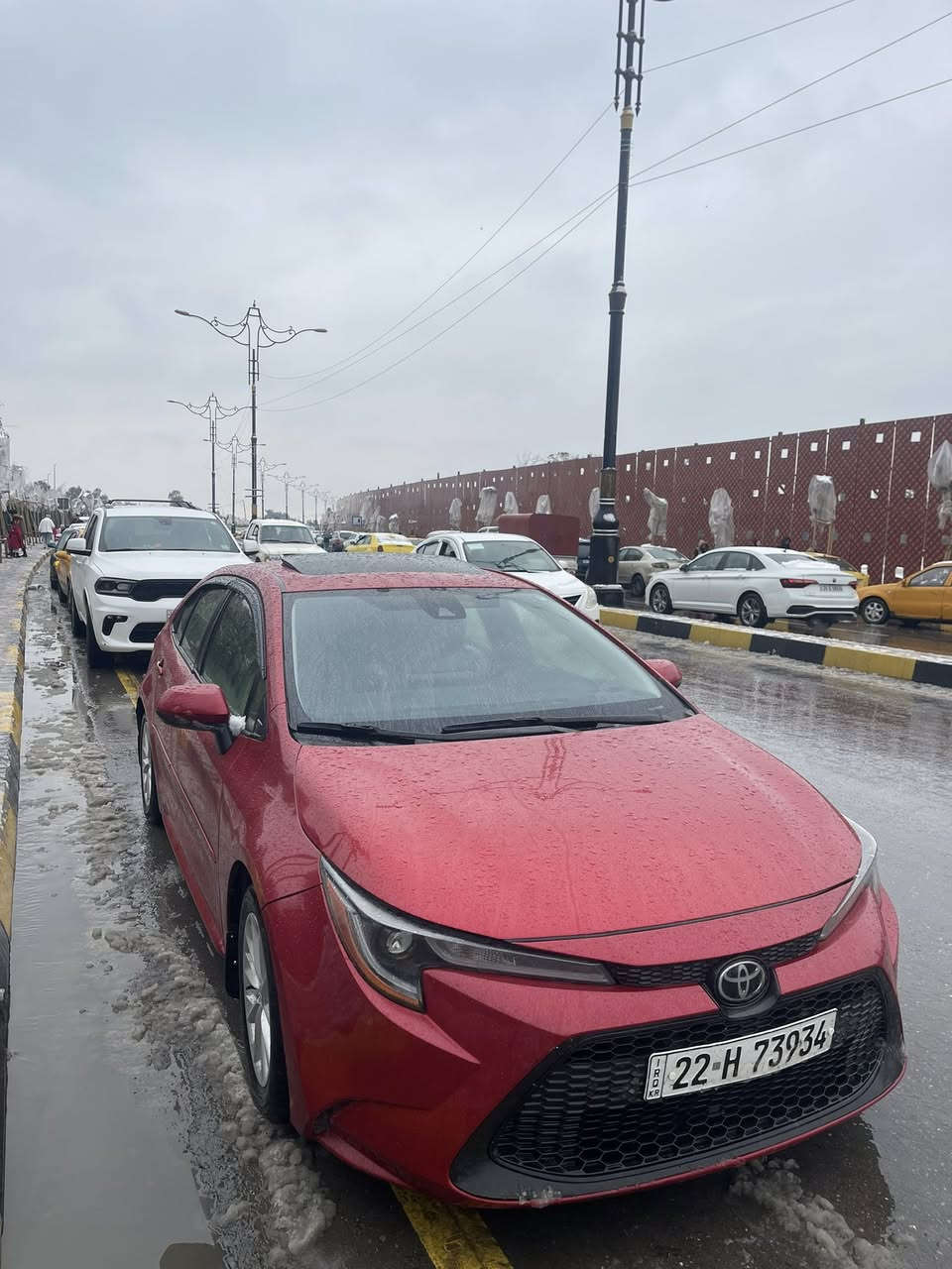 تم تنزيل السعر ١٤٢$
كورلا امريكي le 2020 فول موصفات  فئة محسن مو فئة عادية؟  
حادثها خفيف مرفق بلصور 
١٣٦ كيلو مو ميل
محرك ١٨ بانزين عادي نشطة وطلقه تدفئة تبريد شرط ثلج
سياره بدون اي نواقص 
سياره باسمي 
هزه جديده وسنوية مساقطة
مع كوبون بانزين
مواصفات :
بصمة 
فتحة سقف.
تحديد مسار 
تثبيت سرعه
ويل كب اصلي من امريكا 
تخم تايرات جدد قبل شهر ونص شديتهن
نضام كار بلي ايفون سامسونج 
جي بي ايس
لايت زنون بلادي 
حساسات 
كامره خلفية 
رادارات 
نقاط عمياء 
توقف ذاتي 
تنبيه الاصطدام 
٤ ديسك / جديد قبل سبوعين شديتهن
هاند بريك بصمة 
اوتو هولد
بصمة ابواب ودخول ذكي
نظام الايكو قطاره مال بانزين 
هواي موصفات بعد 
حادث مبدل باب وجاملغ حادث سطحي لا دواخل ولا لغود وسونار داخل المنشور ملاحضة السياره بدون صبغ معجون
العنوان الموصل /الجانب الايسر 
***********
