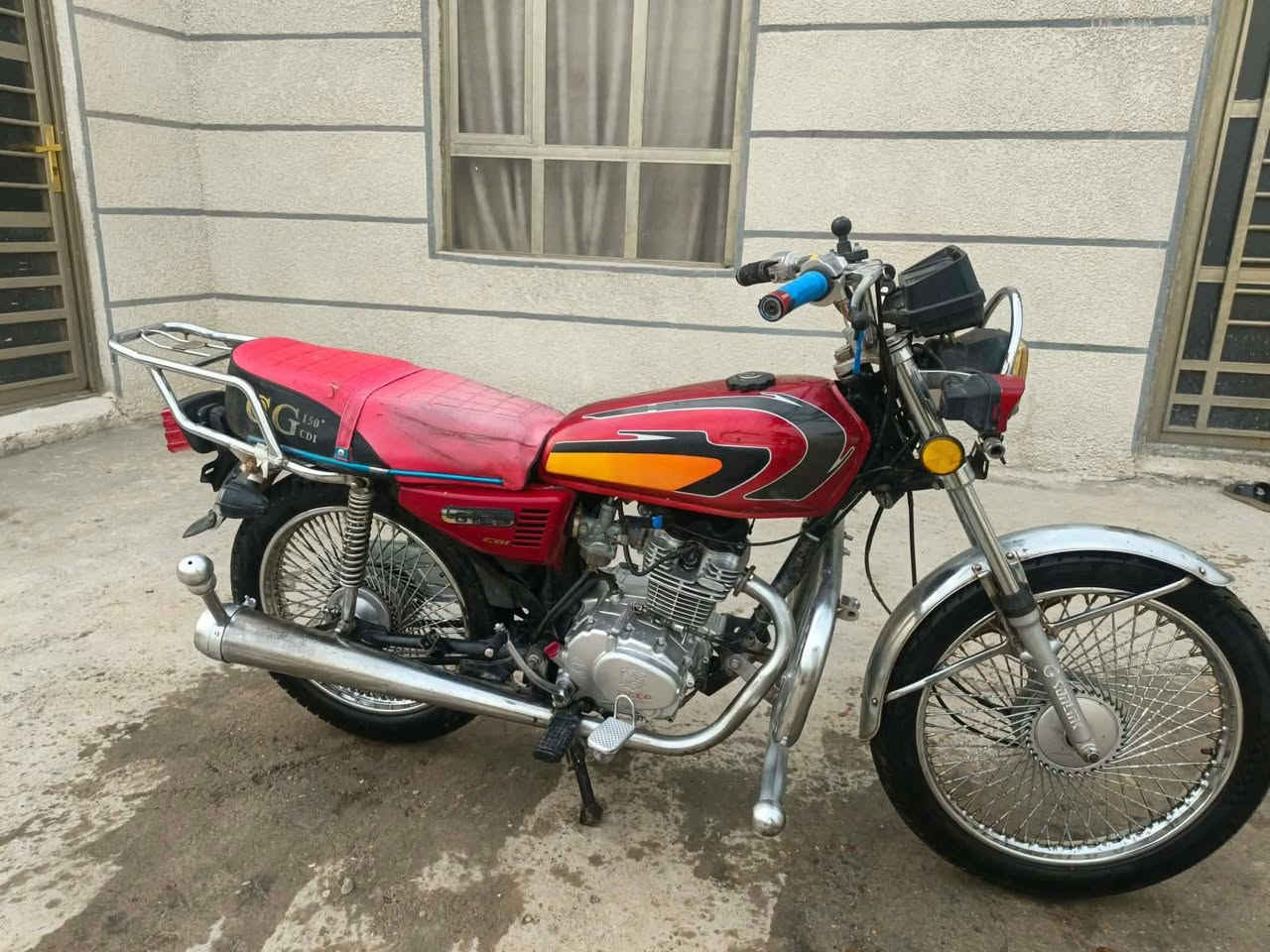 سلام عليكم دراجه تايكر موديل2022دراجه خير من الله ماشالله تاخذها تترحم عليه المكينه مافتوحه اول طياره وتعال جربها سعر 300وبيها مجال مكاني ابو غريب وتساب فقط ***********
