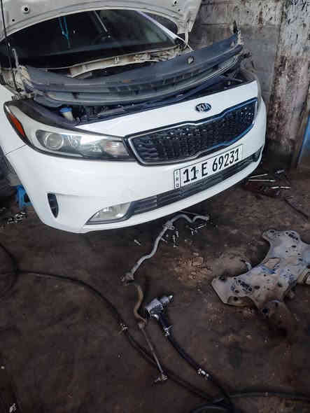 #دقة  التشخيص هيه اساس العمل
#ضمان وأمان
#اعمالنه اليوميه
مجموعة سيارات كل سياره عطل شكل بفضل رب العالمين عالجنه جميع الأصوات إلى بسيارات وكله بضمان ٦ اشهر 
#العنوان صناعة البياع شارع الرابع مجاور مطعم ابو ايهاب 
#للأستفسار *********** علي الحداد
