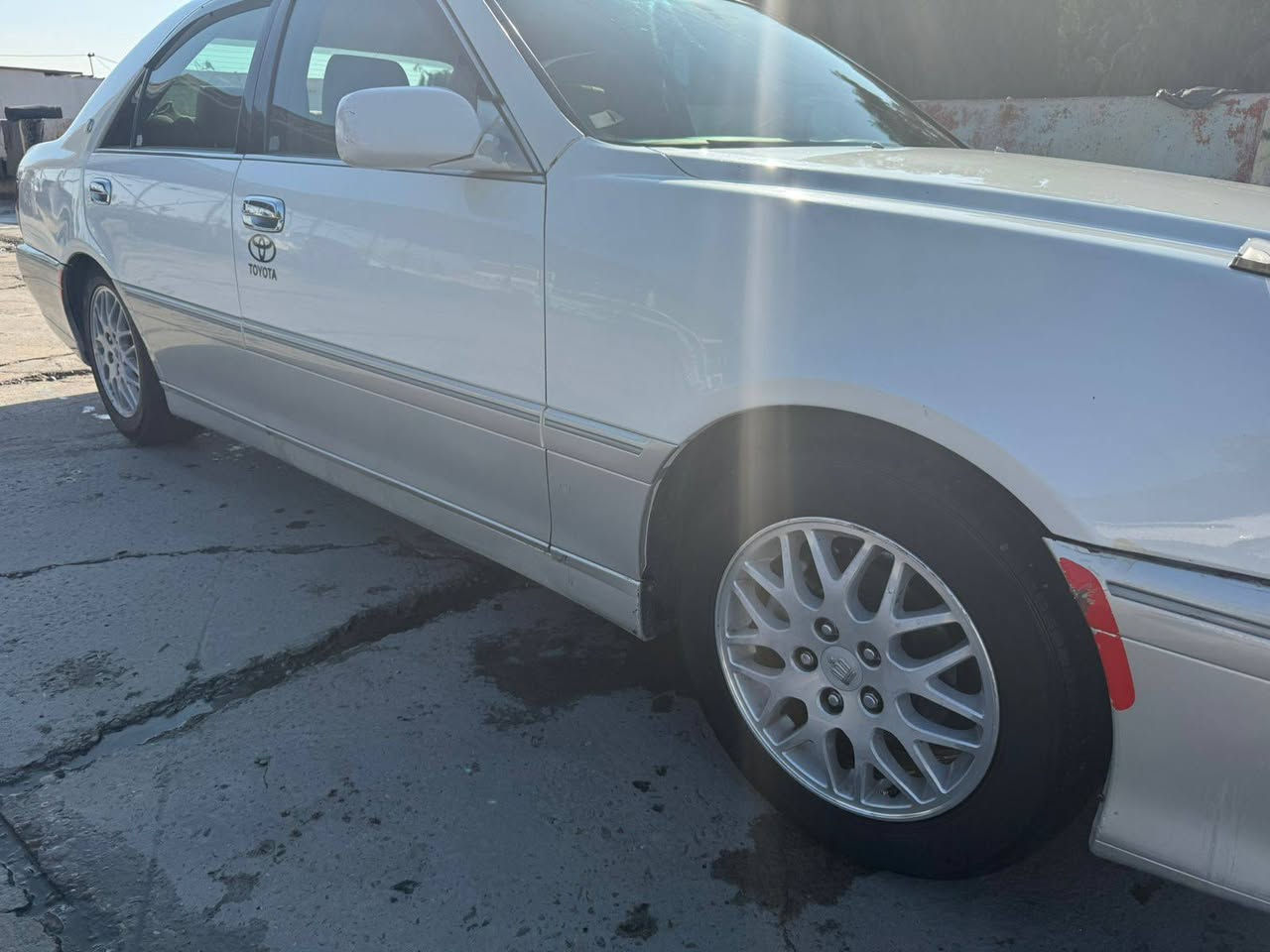 السلام عليكم سياره ملكه للبيع دكمتين سياره كلش نضيفه تخم تاير صدر كلها شغاله مكينه وكير بالصندوك المكان بلد صلاح الدين السعر 38 وبيها مجال اتصال ع رقم ***********
