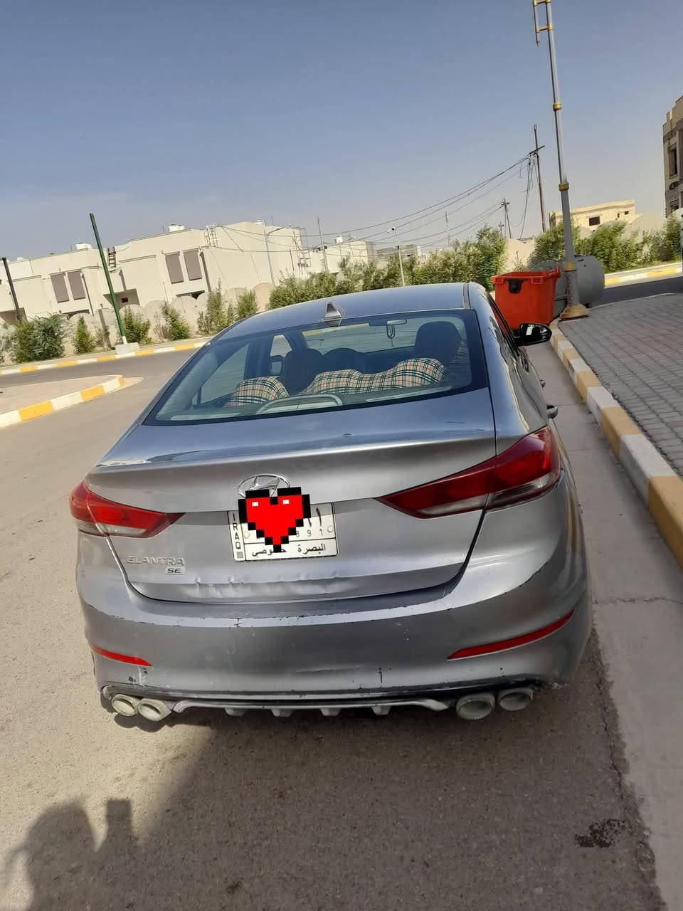 النترا وارد أمريكي موديل١٧ باسمي سنويه ٢٨ السياره جاهزه فقط الحداديه تحتاج  (ضبط)وتوجد بالباب الي خلف السائق دحجه لم تعمر تأتي على البارد//تبريدفول // ابيع او مراوس مع سياره كوريه الاتصال *********** واتساب
