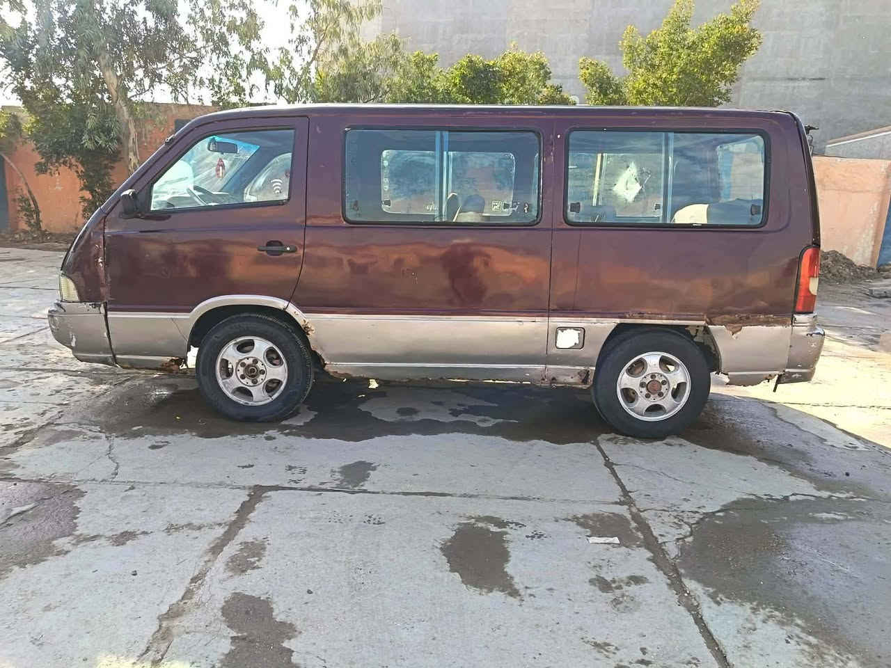 سلام عليكم ستانه موديل 97 رقم بغداد سنويه لل27 مصفره هيءه ومرور مكينه جديده كير مشط بور كهربيات السعر 30 وبيه مجال بسيط مكاني حله ***********
