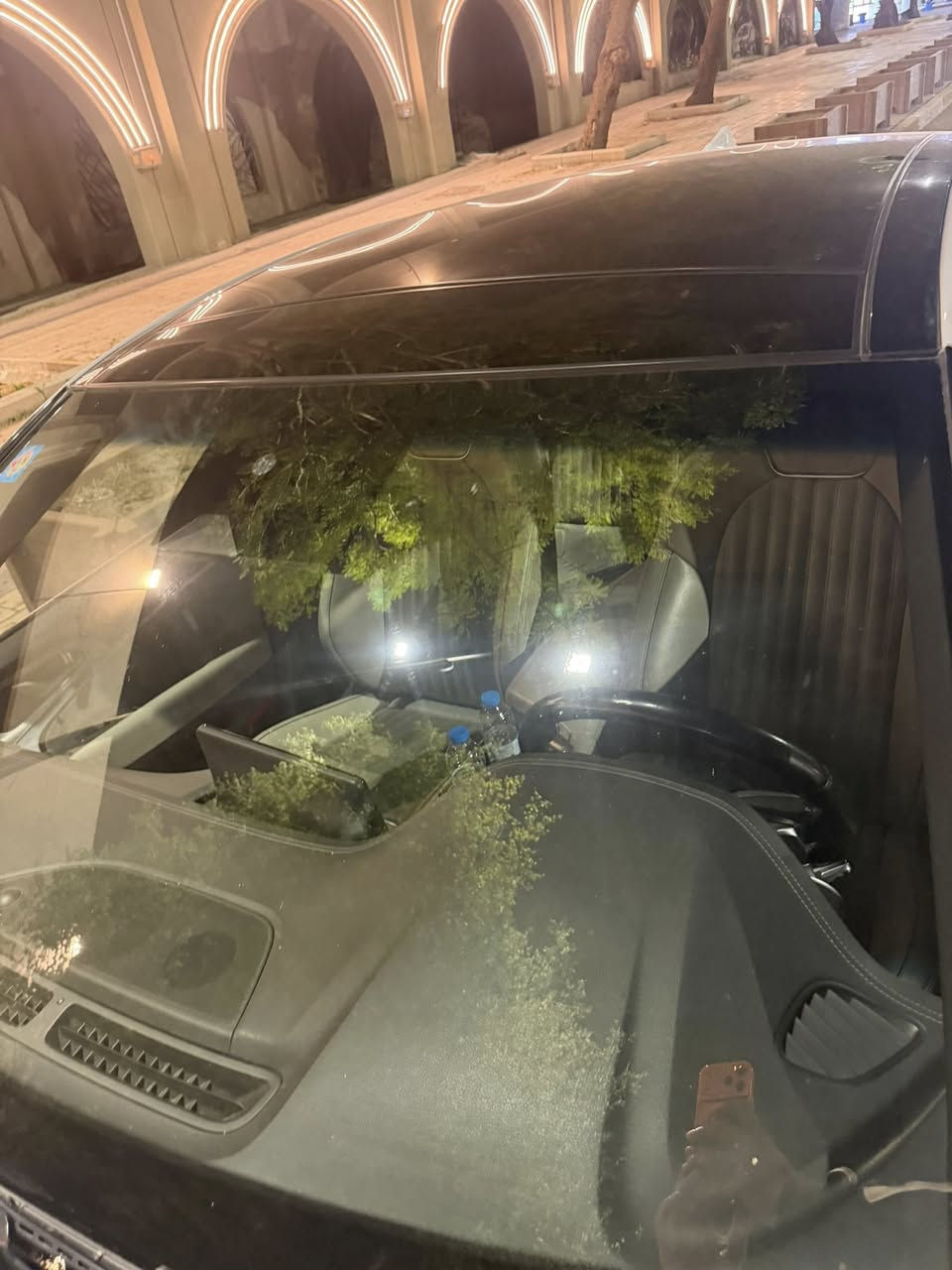 بغداد شارع حيفا السعر 225
***********  J70
