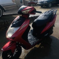 سكنز  نضيف للبيع واتساب - اتصال /07812313908