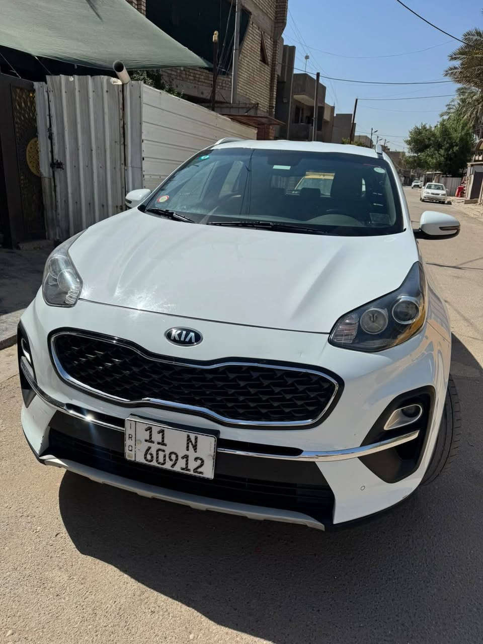 سبورتج 2021 خليجي فول عدا البنراما

سياره كفاله بيها بارد بجاملغ ع كد شبر اذا مو ازغر
وبيها الباب الخلفي رش ع نص بدون حادث والباب نفسه وممفتوح راشي ع نص اثر ماده لازكه عليه جانت 

مواصفات السياره /

تشغيل عن بعد
تبريد قطعتين 
( تبريد مناخين  ) بنوادر اجتي فقط ✅
دخول ذكي 
بصمتين 
اناره بليدات بلادي
3 انضمه قياده 
مري كهرباء ويا البصمه + شفط
كشنات جلد مخمل
وبعد المواصفات المعروفه 

ويل كب كروم عدد 5
ماشيه 100 الف
192 وبيها مجال 
مكان السياره بغداد الدوره شارع 60

*********** 
مامتواجد على الفيس فقط اتصال او واتساب
(شرط التحويل)
