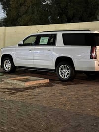 جمسي 16كفاله عامه من البرد والصبغ والطخه وشوفر 21 بيها 3 قطع لبيع الاس...