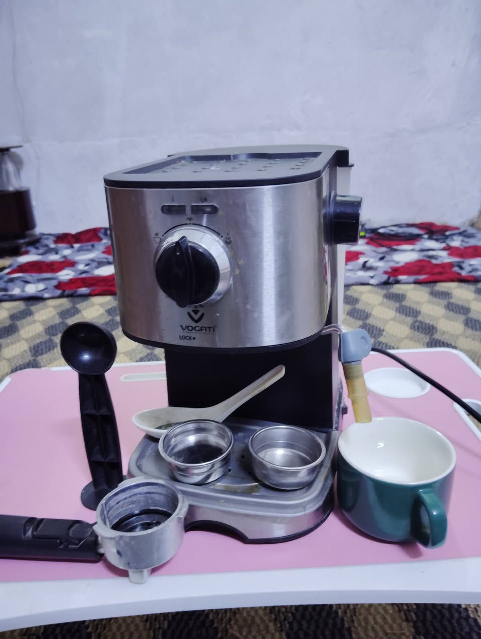 محضرة قهوة اسبيرسو بآلة حلوة ..
بورتفلتر 
عدد ٢ فلتر 
تامبر بلاستيك 
رنك بلاستك
السعر ٣٥ الف 
البيع على هذا الوضع يعني فحم .
 مع كامل ملحقات يوجد توصيل ..


**إذا كنت صاحب هذا الإعلان وتريد حذفه لأي سبب، رجاءا أرسل رسالة إلى الدعم الفني**