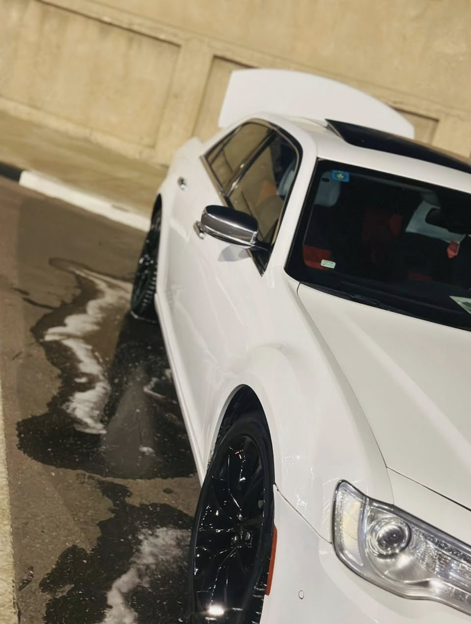 للبيع اوباما كرايسلر  2016 معلايه 2023 ( خليجي ) 
تو ويل  300 C هيمي (5700) 
ماشية السيارة 52 الف كيلو مو ميل 
( كفاله عامه ما عدا الدعاميات ) حته بارد مابيها
رقمها حلو بصره بأسمي الجديد تحويل ثاني يوم  
المواصفات : ( فول للأخير )
رادار 
نقطه عمياء
شفتات ستيرن 
بانوراما 
داخل جلد الخليجي يجي بيجي
برده خلفيه كهرباء
حساسات امامي خلفي
ويل قياس 20 أنج 
مقاعد أمامية كهربائية عدد 2  خزن وضعيات
مقاعد أمامية تبريد وتدفئة 
تشغيل عن بعد  
تدفئة ستيرن  
تدفئه وتبريد  اقداح

ملاحضه السيارة ما داخله استعراض وباقيه ستوك حته حجر البيئه موجود 
مكاني البصره ياسين خريبط  سعرها 200
***********
