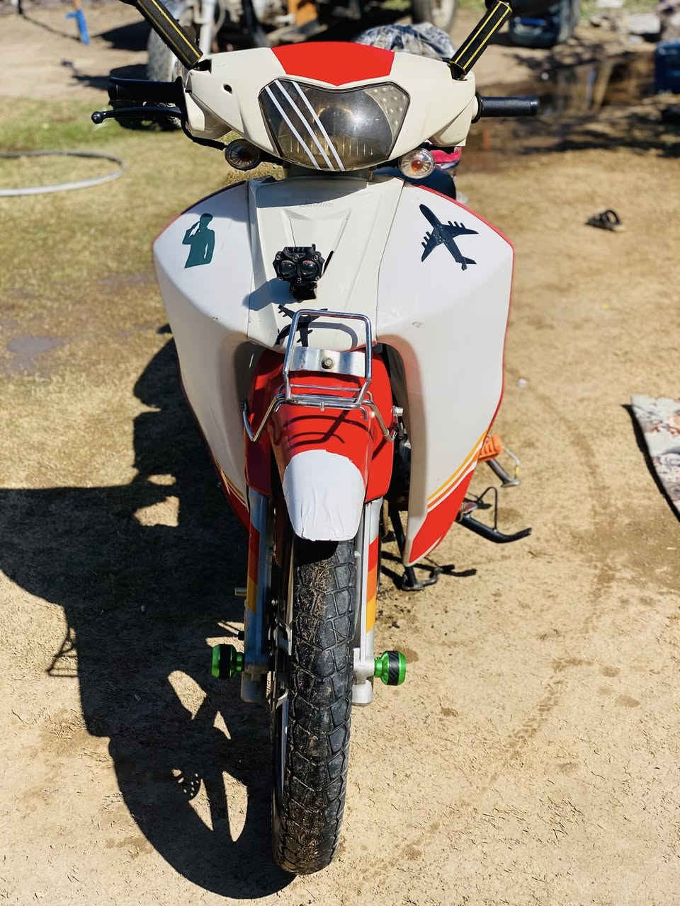 دراجه لبيع كامله مكينه لاتنقيص ولاتبخير كله شغال واحد عل واحد للتصال ***********
