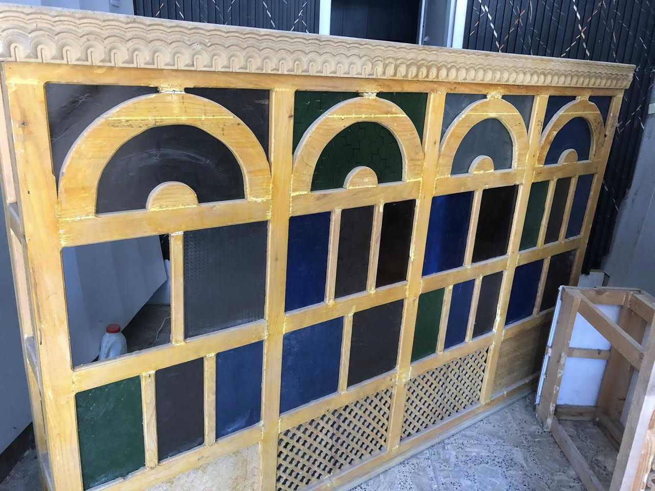 ديكورات بغداديه للبيع التفاصيل عالخاص او الاتصال على الرقم ‭0774 812 5254‬
