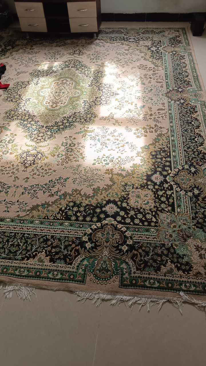 كاربت ٥*٤ متر نقش ناعم مع محفير أخضر ٤*٣ متر مع محفير قهوائي ٣.٣٠ *٢.٤٠ متر
دهوك،بروشكي
*********** دهوك, العراق
