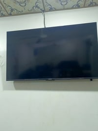 شاشات العدد 2 يشتغل انترنيت نوع الجي سعر الوحده الحجم 50 ٢٣٠بيهن مجال ...