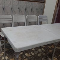 كراسي وطاوله يطبكن صنع أمريكي مكاني بغداد المشتل واتساب فقط07781073359...