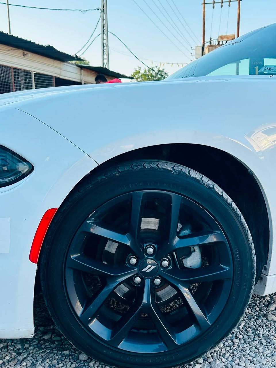 ويل جارجر GT 20
ويل جارجر 20 GT نضيف ويا تخم تاير مراوس بويل نفس الي بالصورة بويل 18 شرط اله اسود 
***********
