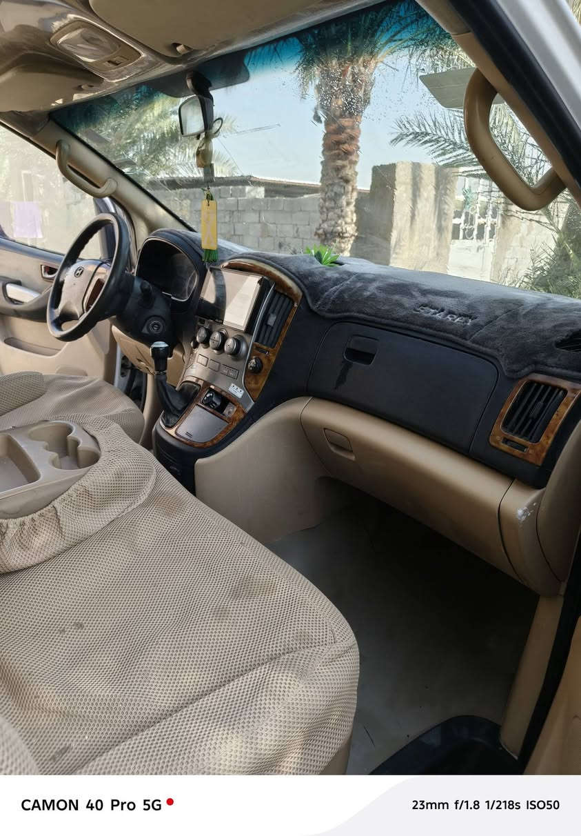 استاركس موديل 2013لبيع بيه صبغ اثر تكشير المتعارف عليه مكفوله من الضربة كفاله عامه تخم تاير جديد مكينه وكير واكسل جديد قطره بخار ما بيه السيارة خير من الله ما داخلة خط بعمره مكان السيارة بابل الطريق السريع بلقرب مطعم جنه الفرات الأوسط تبريد ثلج مابيه اي نقص السعر 165 وبيه مجال 
*********** غير متواجد على النت
