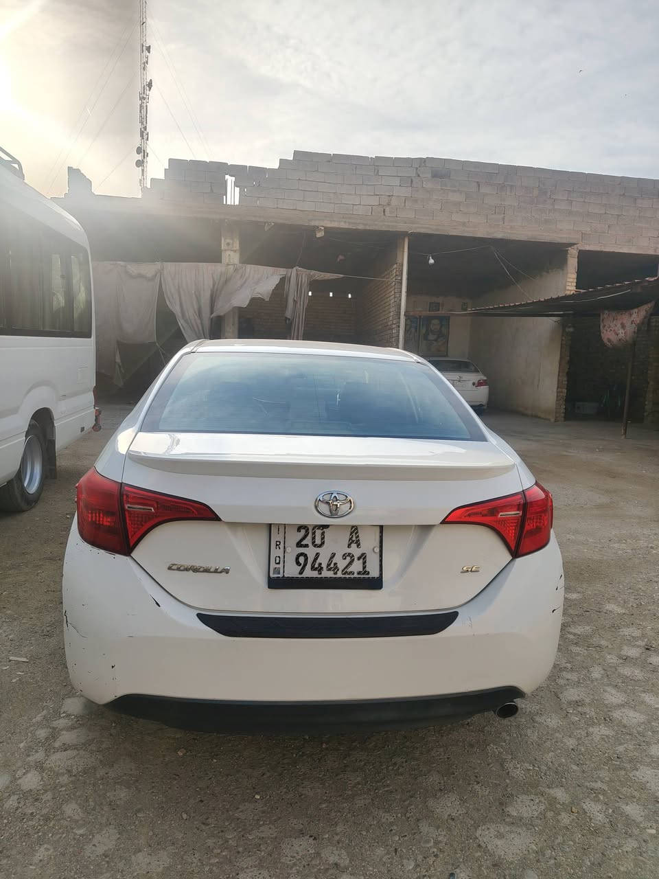 سلام عليكم
كورلا 2018 للبيع 
مواصفات se 
المكان ديالى بعقوبة الوثبه 
حادث موضع بالصوره والسونار جديد بتاريخ اليوم 

السعر 133 وبيها مجال 
للاستفسار الاتصال  
***********
