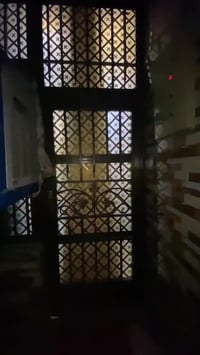 دار للبيع قطاع 25 المساحه 72  الاتصال 07700964010