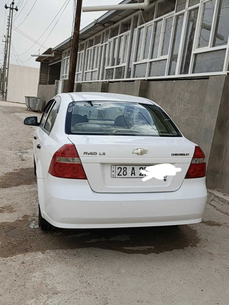 السلام عليكم افيو موديل 2009 السياره مكفوله بيها باردات بسيطه 
منضمومة تبريد كامله 
مشط ستيرن وحداديه اقل الشهر مبدلهن 
كير حاويه 
رقم نجف انگليزي وسنويه بأسمي 
المكينه بيها بخار بسيط
المكان كوفه السعر 68 وبيها مجال بسيط 
 ***********
