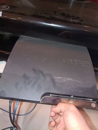 بلي 3 سلم مضموم محلقات كامله مع 4 يدات وهارد خارجي بي 60 لعبه تقريبا  ...