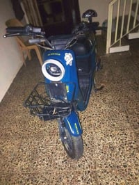 دراجه R9 للبيع نقصه باتريات سعر 250 مكان بغداد حي القاهره  الرقم (0771...