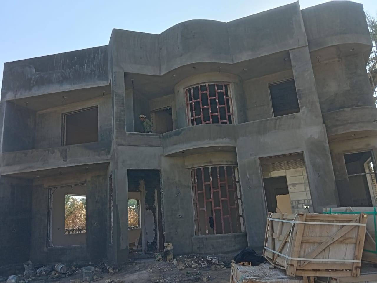 خلفة البخ سمنت جص بورك واجهات كوبلا تقطيع وجهات حسب الطلب مع وجود كادر باسعار مناسبة ***********
