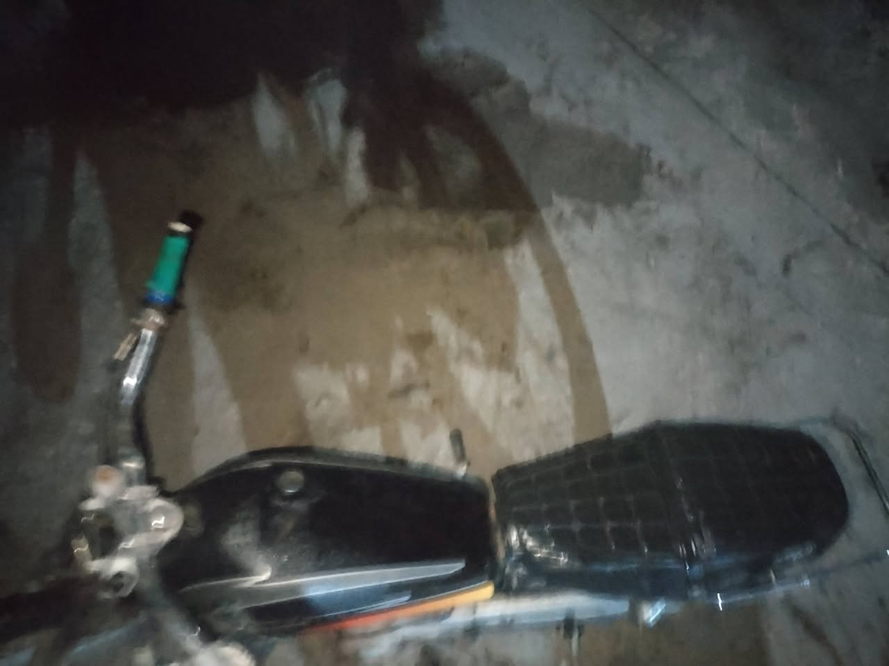 أسلام عليكم دراجه أيراني (كلك) (كلك) للبيع يعني اطيك كوم حديد وأكفله عشائرين خاص ماكو هذه رقمي  ***********
