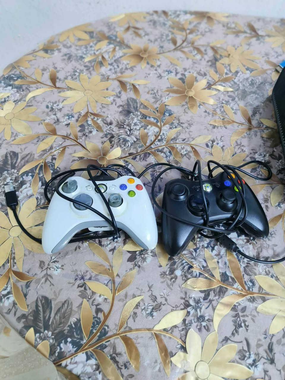 السلام عليكم اكس بوكس 360 لبيع السعر 120وبي مجال ويا 5 اقراص


**إذا كنت صاحب هذا الإعلان وتريد حذفه لأي سبب، رجاءا أرسل رسالة إلى الدعم الفني**