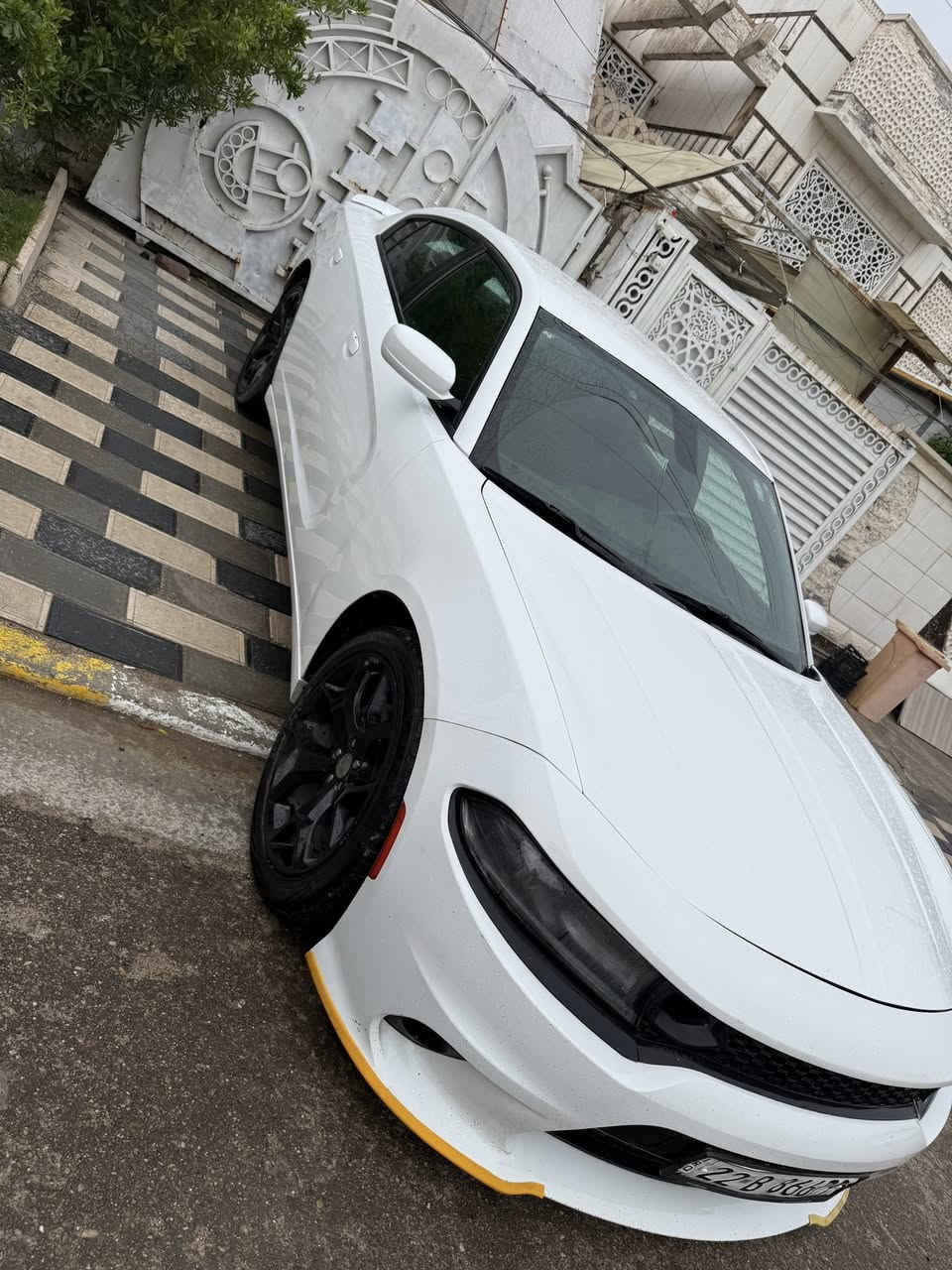 السلام عليكم جارجر موديل 19 اصل كلين تايتل 
سياره جديده معنه الكلمه ماشيه 89  
سياره عل يدي كير مكينه صدر كله بشرط 
تجي وشوف بعينك
بيهه ربع جاملغ  الامامي صبغ بدون فتح 
مكاني بغداد الغزاليه 
رقم *********** 
سعر 222 بيه مجال قليل
